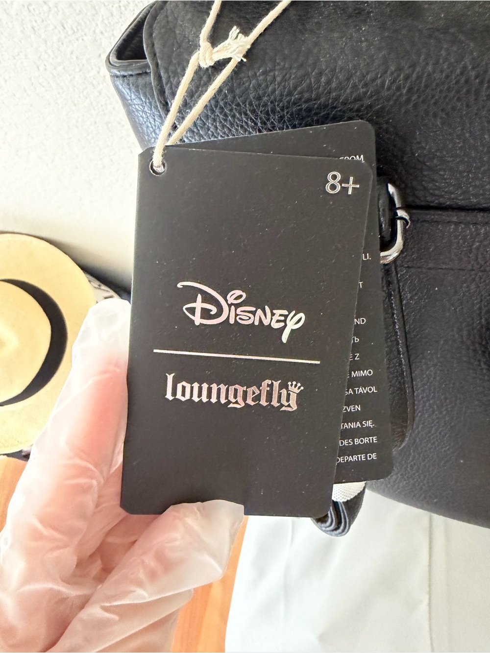 Loungefly Minnie Mouse Backpack - Picture 3 of 3